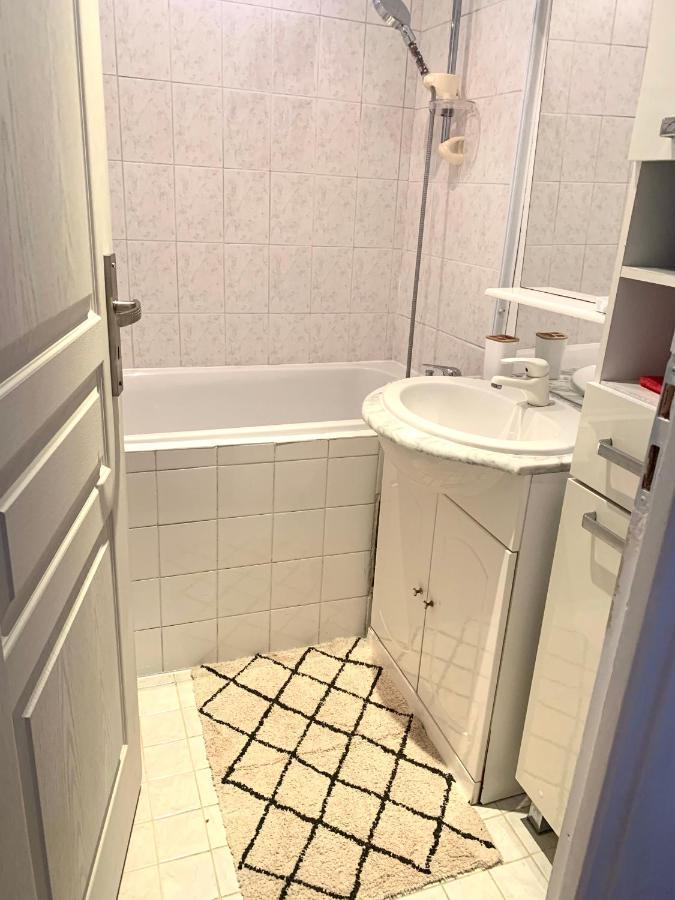 Little Champs-Elysees Appartement Drancy Buitenkant foto